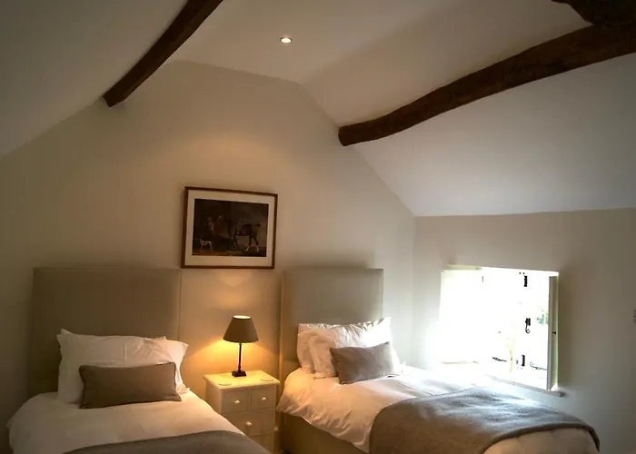Two Rose Walk Cottage Cotswolds